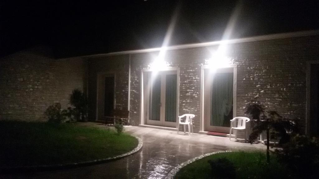 Affittacamere Rubino Guest House Ponte nellʼAlpi Exterior foto